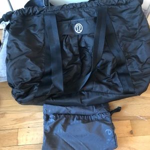 Lululemon yoga bag. Black outside grey inside.